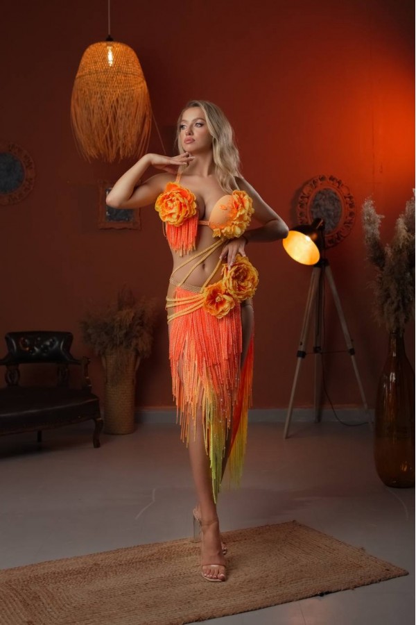 Professional bellydance costume (Classic 404A_1.jpg)